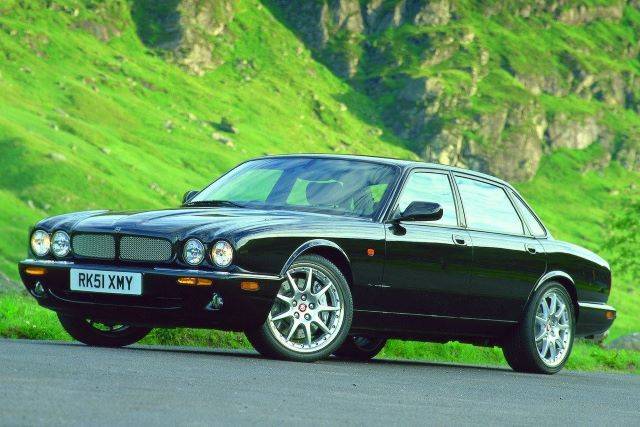 Jaguar XJR (X308)